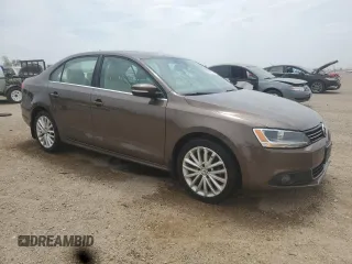 2012 Volkswagen Jetta SEL with VIN 3VWLP7AJ1CM301674, listed as a Copart auction lot 59000735 with 118,308 mi miles and Salvage title. Bid and sale history available at DreamBid. Image 4.