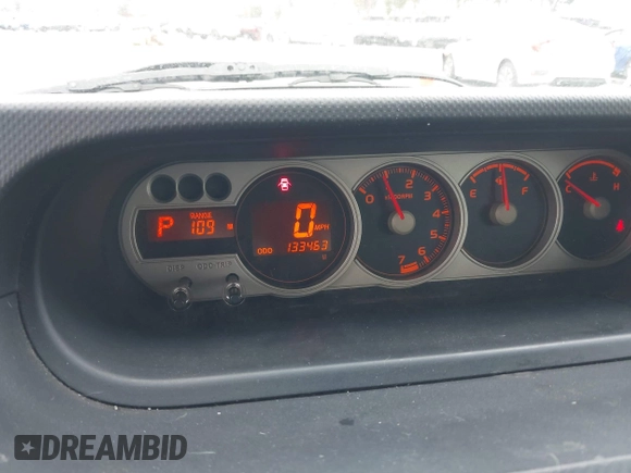 2008 Scion xB z VIN JTLKE50E681039754, wystawiony jako IAAI lot #42067611 z przebiegiem 133 463 mil mil oraz . Historia ofert i sprzedaży dostępna na DreamBid. Obrazek 15.