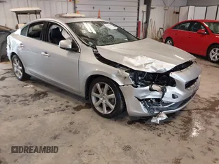 2016 Volvo S60 T5 Drive-E Premier с VIN YV126MFK7G2409287, выставлен на аукционе IAAI как лот 42359026 с пробегом 51 495 миль миль и . История ставок и продаж доступна на DreamBid. Изображение 1.
