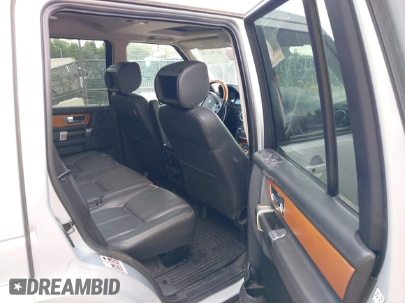 2015 Land Rover LR4 Lux with VIN SALAK2V67FA748019, listed as a IAAI auction lot 41752758 with 129,514 mi miles and . Bid and sale history available at DreamBid. Image 8.