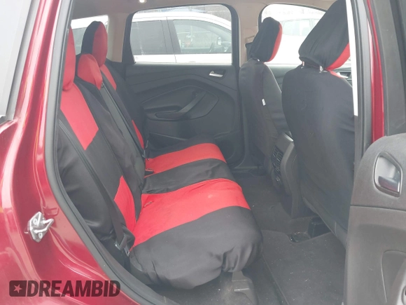 2018 Ford Escape SE z VIN 1FMCU9GD6JUA18684, wystawiony jako IAAI lot #41499540 z przebiegiem 105 127 mil mil oraz . Historia ofert i sprzedaży dostępna na DreamBid. Obrazek 8.