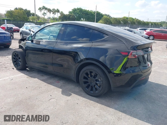 2024 Tesla Model Y Long Range z VIN 7SAYGDEE9RA293261, wystawiony jako IAAI lot #42118735 z przebiegiem 11 454 mil mil oraz . Historia ofert i sprzedaży dostępna na DreamBid. Obrazek 3.