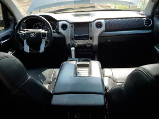2015 Toyota Tundra Platinum z VIN 5TFAW5F1XFX434409, wystawiony jako Copart lot #59198715 z przebiegiem 163 988 mil mil oraz Szkoda całkowita • Salvage title. Historia ofert i sprzedaży dostępna na DreamBid. Obrazek 8.