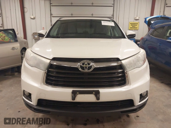 2015 Toyota Highlander XLE z VIN 5TDJKRFH9FS115122, wystawiony jako IAAI lot #41925336 z przebiegiem 159 518 mil mil oraz . Historia ofert i sprzedaży dostępna na DreamBid. Obrazek 13.