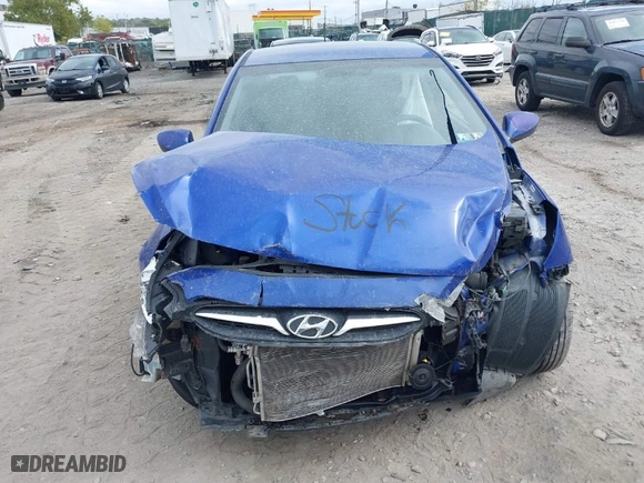 2012 Hyundai Accent GS with VIN KMHCT5AE9CU036421, listed as a IAAI auction lot 40410679 with 99,288 mi miles. Bid and sale history available at carsss.com. Image 6.