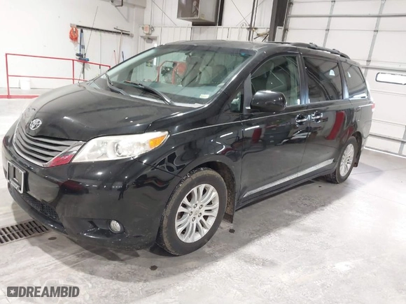 2012 Toyota Sienna XLE AAS with VIN 5TDYK3DC1CS234894, listed as a IAAI auction lot 41201751 with 108,464 mi miles. Bid and sale history available at carsss.com. Image 2.