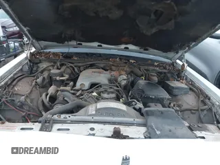 1991 Mercury Grand Marquis z VIN 2MECM75F2MX678620, wystawiony jako IAAI lot #41545796 z przebiegiem 52 567 mil mil oraz . Historia ofert i sprzedaży dostępna na DreamBid. Obrazek 10.