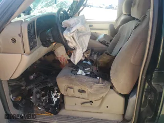 2002 Chevrolet Tahoe LT with VIN 1GNEC13Z42R154763, listed as a Copart auction lot 48247125 with 318,670 mi miles and Salvage Title. Bid and sale history available at carsss.com. Image 7.