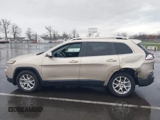 2014 Jeep Cherokee Latitude with VIN 1C4PJLCB8EW191911, listed as a IAAI auction lot 41956728 with 123,643 mi miles. Bid and sale history available at carsss.com. Image 14.