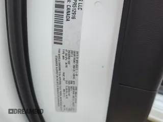 2023 Chrysler Pacifica Touring L z VIN 2C4RC1BG3PR512916, wystawiony jako Copart lot #61049575 z przebiegiem 38 642 mil mil oraz Szkoda całkowita • Salvage title. Historia ofert i sprzedaży dostępna na DreamBid. Obrazek 12.