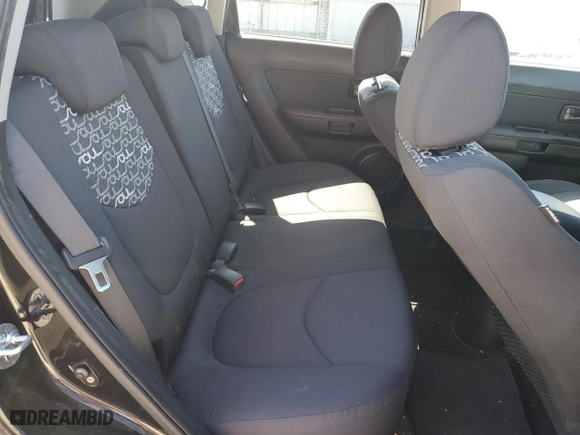 2010 Kia Soul ! with VIN KNDJT2A23A7178517, listed as a Copart auction lot 50125365 with 135,181 mi miles and Clean Title. Bid and sale history available at carsss.com. Image 10.