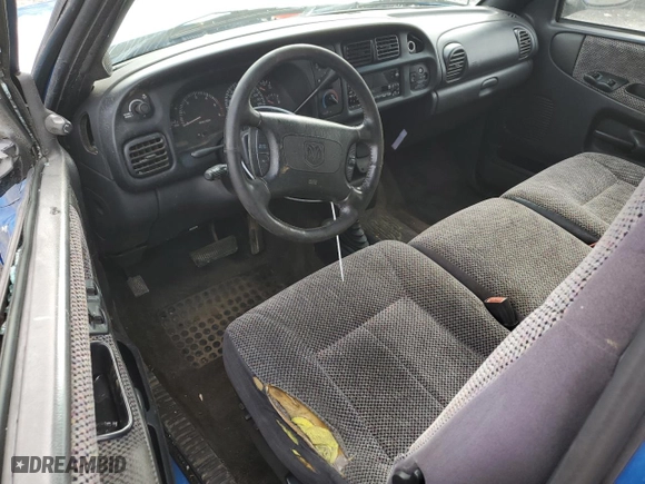 1998 Dodge Ram 1500 with VIN 1B7HF16Z2WS627647, listed as a Copart auction lot 46144705 with 212,532 mi miles and Salvage Title. Bid and sale history available at carsss.com. Image 8.