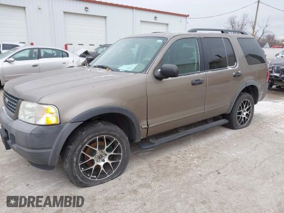 2003 Ford Explorer XLS z VIN 1FMZU72K03UA75695, wystawiony jako IAAI lot #41250087 z przebiegiem 134 795 mil mil oraz . Historia ofert i sprzedaży dostępna na DreamBid. Obrazek 17.