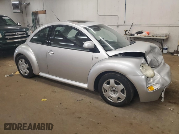 2000 Volkswagen Beetle GLS с VIN 3VWCA21C6YM444567, выставлен на аукционе Copart как лот 58412075 с пробегом 186 451 миль миль и Списание • Salvage title. История ставок и продаж доступна на DreamBid. Изображение 4.