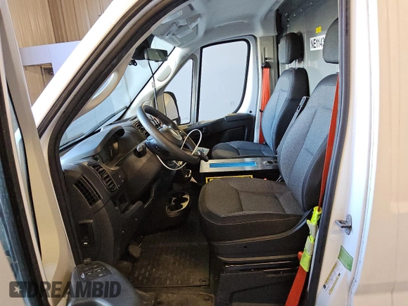 2022 Ram ProMaster Cargo with VIN 3C6MRVHG1NE114360, listed as a Copart auction lot 47051295 with 17,464 mi miles and Clean Title. Bid and sale history available at DreamBid. Image 7.