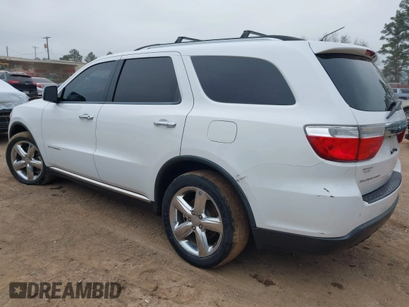 2013 Dodge Durango Citadel z VIN 1C4RDHEG6DC661116, wystawiony jako IAAI lot #41553298 z przebiegiem 208 767 mil mil oraz . Historia ofert i sprzedaży dostępna na DreamBid. Obrazek 3.