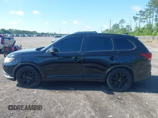 2018 Mitsubishi Outlander SE with VIN JA4AD3A34JZ055450, listed as a IAAI auction lot 42269912 with 85,013 mi miles and . Bid and sale history available at DreamBid. Image 14.