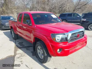 2006 Toyota Tacoma with VIN 5TEUX42NX6Z283853, listed as a IAAI auction lot 41351454 with 310,162 mi miles. Bid and sale history available at carsss.com. Image 1.