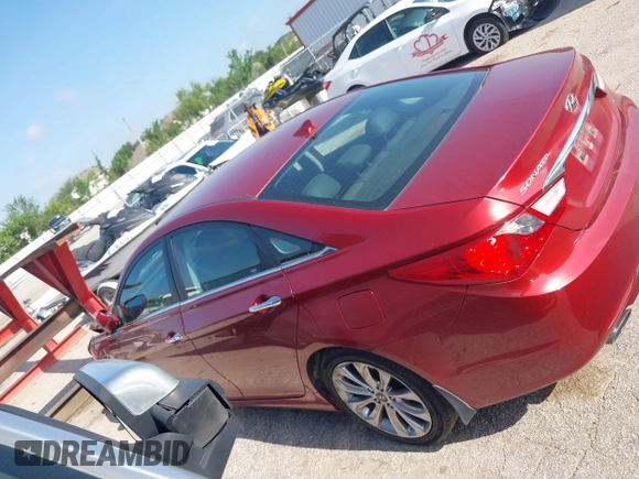2013 Hyundai Sonata Limited z VIN 5NPEC4AC6DH683053, wystawiony jako IAAI lot #42355169 z przebiegiem 96 546 mil mil oraz . Historia ofert i sprzedaży dostępna na DreamBid. Obrazek 14.