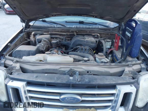 2006 Ford Explorer Eddie Bauer z VIN 1FMEU64E26UB29616, wystawiony jako IAAI lot #42522449 z przebiegiem 249 604 mil mil oraz . Historia ofert i sprzedaży dostępna na DreamBid. Obrazek 10.