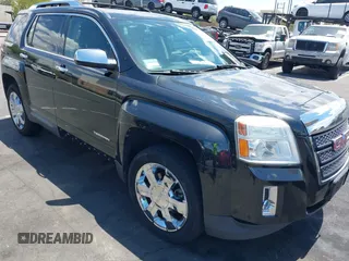 2011 GMC Terrain SLT-2 z VIN 2CTFLXE56B6359916, wystawiony jako IAAI lot #42255274 z przebiegiem 198 631 mil mil oraz . Historia ofert i sprzedaży dostępna na DreamBid. Obrazek 1.