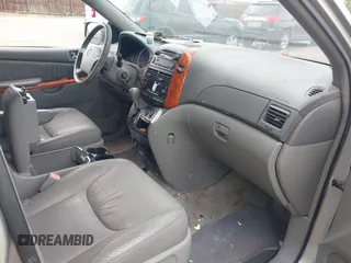 2008 Toyota Sienna XLE with VIN 5TDZK22C28S100727, listed as a IAAI auction lot 42570297 with 184,422 mi miles and . Bid and sale history available at DreamBid. Image 5.