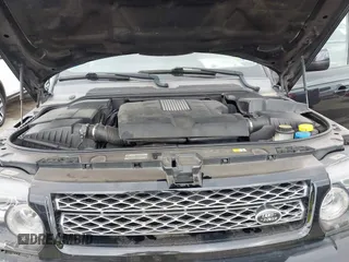 2012 Land Rover Range Rover Sport HSE Lux z VIN SALSK2D41CA718983, wystawiony jako IAAI lot #41172671 z przebiegiem 182 086 mil mil oraz . Historia ofert i sprzedaży dostępna na DreamBid. Obrazek 10.