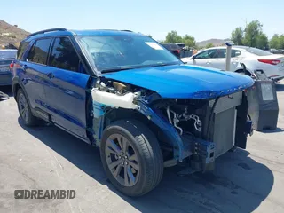2022 Ford Explorer XLT z VIN 1FMSK7DH4NGC40979, wystawiony jako IAAI lot #42405024 z przebiegiem 41 740 mil mil oraz . Historia ofert i sprzedaży dostępna na DreamBid. Obrazek 1.