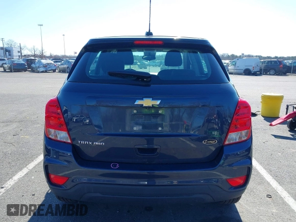 2018 Chevrolet Trax LS with VIN 3GNCJNSB6JL322725, listed as a IAAI auction lot 41890983 with 80,358 mi miles and . Bid and sale history available at carsss.com. Image 16.