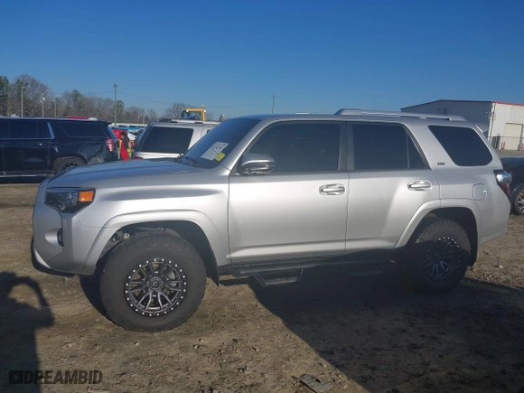 2017 Toyota 4Runner SR5 with VIN JTEZU5JR4H5150614, listed as a IAAI auction lot 41492357 with 75,721 mi miles. Bid and sale history available at carsss.com. Image 14.