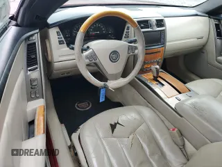2006 Cadillac XLR z VIN 1G6YV36A465601383, wystawiony jako Copart lot #47580635 z przebiegiem 145 432 mil mil oraz Szkody całkowita. Historia ofert i sprzedaży dostępna na DreamBid. Obrazek 8.