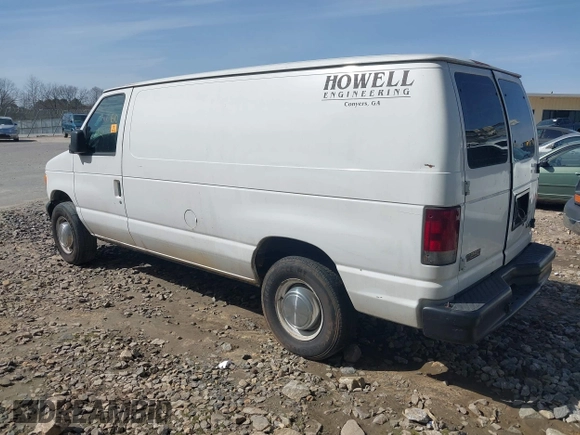 2005 Ford Econoline Cargo with VIN 1FTNE24L15HA46713, listed as a IAAI auction lot 41727365 with 424,135 mi miles. Bid and sale history available at carsss.com. Image 3.