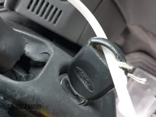 2005 Ford Explorer XLT с VIN 1FMZU63K85UA52080, выставлен на аукционе IAAI как лот 41584251 с пробегом 216 813 миль миль и . История ставок и продаж доступна на DreamBid. Изображение 10.