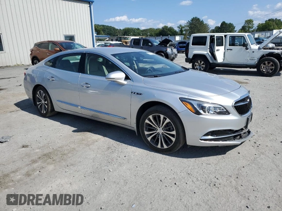 2018 Buick LaCrosse Essence with VIN 1G4ZP5SS3HU206802, listed as a Copart auction lot 68867894 with 44,916 mi miles and Salvage Title. Bid and sale history available at carsss.com. Image 4.