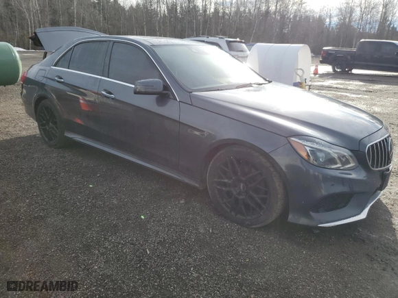 2016 Mercedes-Benz E-Class E 250 BlueTEC Luxury with VIN WDDHF9HB3GB236349, listed as a Copart auction lot 85323584 with 378,390 mi miles and Salvage Title. Bid and sale history available at carsss.com. Image 4.