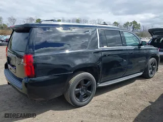 2017 Chevrolet Suburban LT with VIN 1GNSKHKC1HR354293, listed as a IAAI auction lot 41995959 with 58,729 mi miles. Bid and sale history available at carsss.com. Image 4.