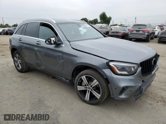 2020 Mercedes-Benz GLC 300 with VIN W1N0G8DB4LF802826, listed as a Copart auction lot 66197315 with 59,211 mi miles and Salvage title. Bid and sale history available at DreamBid. Image 4.