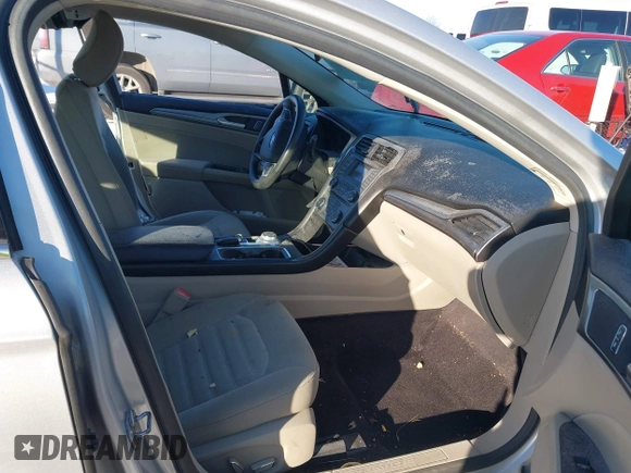 2017 Ford Fusion SE with VIN 3FA6P0HD1HR126477, listed as a IAAI auction lot 41297825 with 98,024 mi miles. Bid and sale history available at carsss.com. Image 5.