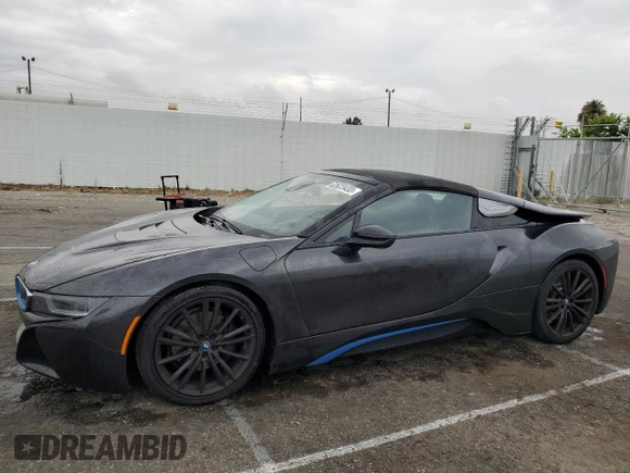 2019 BMW i8 z VIN WBY2Z6C57K7D00400, wystawiony jako Copart lot #63623433 z przebiegiem 4 255 mil mil oraz . Historia ofert i sprzedaży dostępna na DreamBid. Obrazek 1.