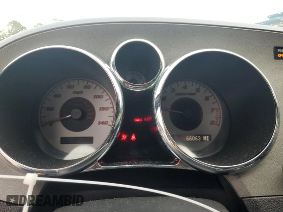 2008 Pontiac Solstice z VIN 1G2MB35B18Y112038, wystawiony jako Copart lot #45342785 z przebiegiem 66 063 mil mil oraz Szkody całkowita. Historia ofert i sprzedaży dostępna na DreamBid. Obrazek 9.