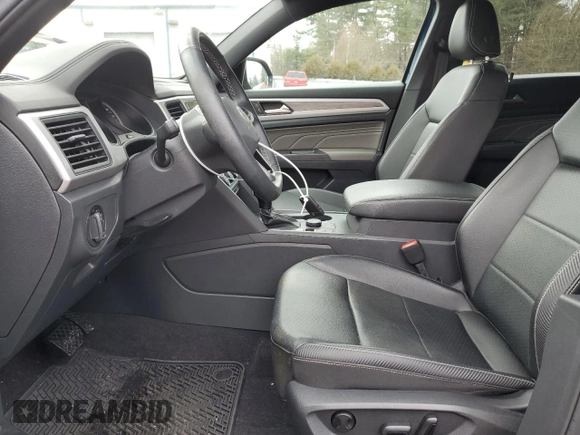 2021 Volkswagen Atlas SE with VIN 1V2LC2CA3MC227092, listed as a Copart auction lot 39949094 with 43,350 mi miles and . Bid and sale history available at DreamBid. Image 7.