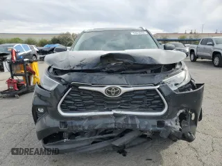 2024 Toyota Highlander LE with VIN 5TDKDRBH4RS542507, listed as a Copart auction lot 53318265 with 19,014 mi miles and Salvage title. Bid and sale history available at DreamBid. Image 5.