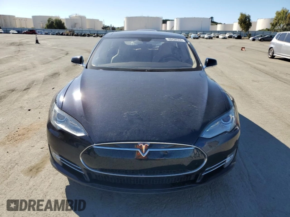 2014 Tesla Model S 60 with VIN 5YJSA1H13EFP37887, listed as a Copart auction lot 48438555 with Not provided miles and Clean title. Bid and sale history available at DreamBid. Image 5.