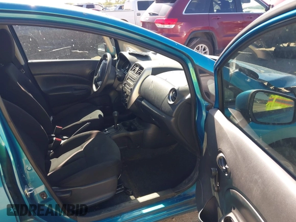 2016 Nissan Note S z VIN 3N1CE2CP6GL368427, wystawiony jako IAAI lot #42303379 z przebiegiem 81 283 mil mil oraz . Historia ofert i sprzedaży dostępna na DreamBid. Obrazek 5.