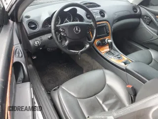 2004 Mercedes-Benz SL 500 z VIN WDBSK75F54F074136, wystawiony jako Copart lot #56868795 z przebiegiem 211 889 mil mil oraz Szkoda całkowita • Salvage title. Historia ofert i sprzedaży dostępna na DreamBid. Obrazek 8.
