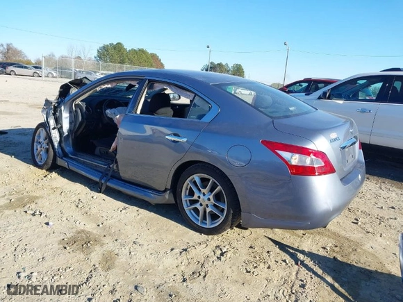 2011 Nissan Maxima 3.5 SV w/Sport Pkg with VIN 1N4AA5AP1BC868235, listed as a IAAI auction lot 41173803 with 1 mi miles. Bid and sale history available at carsss.com. Image 3.