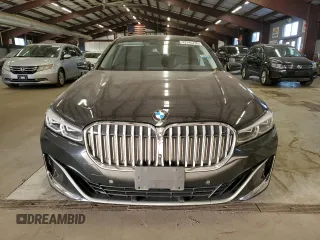 2020 BMW 7 Series 740i xDrive z VIN WBA7T4C06LGF97045, wystawiony jako Copart lot #42745735 z przebiegiem 115 509 mil mil oraz Czysty tytuł • Clean title. Historia ofert i sprzedaży dostępna na DreamBid. Obrazek 5.