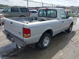 1997 Ford Ranger XLT with VIN 1FTCR10A9VUC47955, listed as a IAAI auction lot 41951144 with 213,615 mi miles. Bid and sale history available at carsss.com. Image 4.