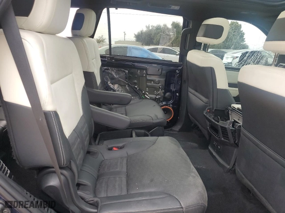 2024 Toyota Sequoia SR5 with VIN 7SVAAABA9RX039208, listed as a Copart auction lot 45027245 with 0 mi miles and Salvage Title. Bid and sale history available at carsss.com. Image 11.