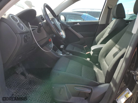 2009 Volkswagen Tiguan S with VIN WVGAV75N19W538828, listed as a Copart auction lot 50981785 with 146,827 mi miles and Salvage Title. Bid and sale history available at carsss.com. Image 7.